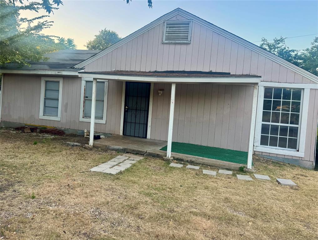 803 N Joe Wilson Road