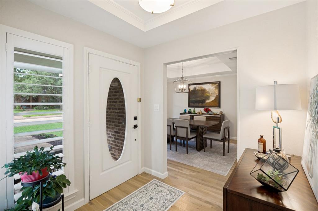 4015 Lawngate Drive