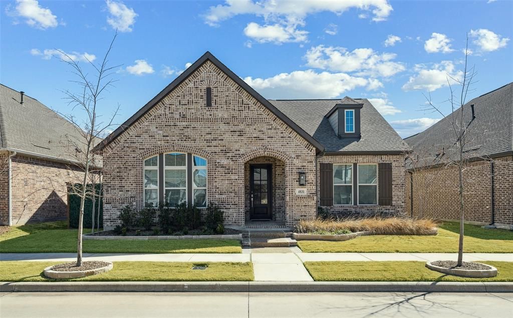 Photo of 4831 Cypress Thorn Drive, Arlington, TX 76005 (MLS # 21151565)