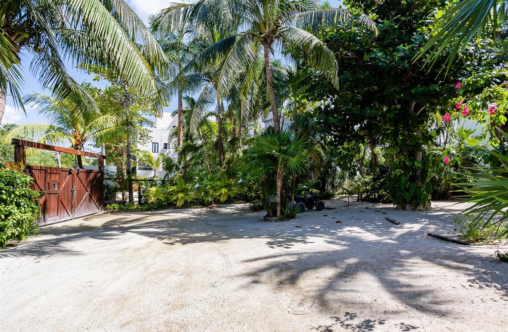 Colonia - Commercial Sale