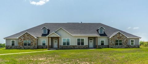 Photo of 634 CR 698, Farmersville, TX 75442 (MLS # 21096069) Photo of 634 CR 698, Farmersville, TX 75442 (MLS # 21096069)