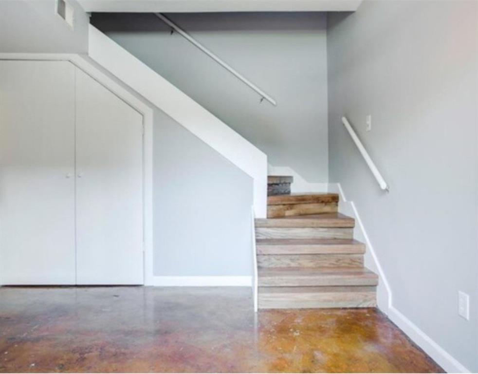 4224 Rawlins Street 1