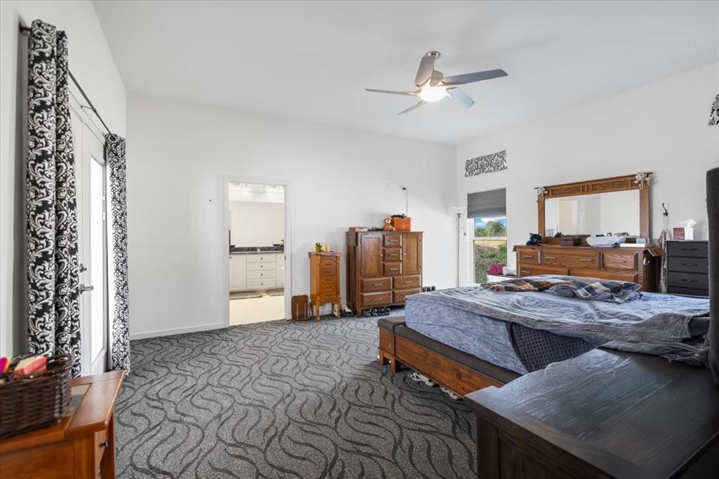 CIRCLE R RANCH - Residential
