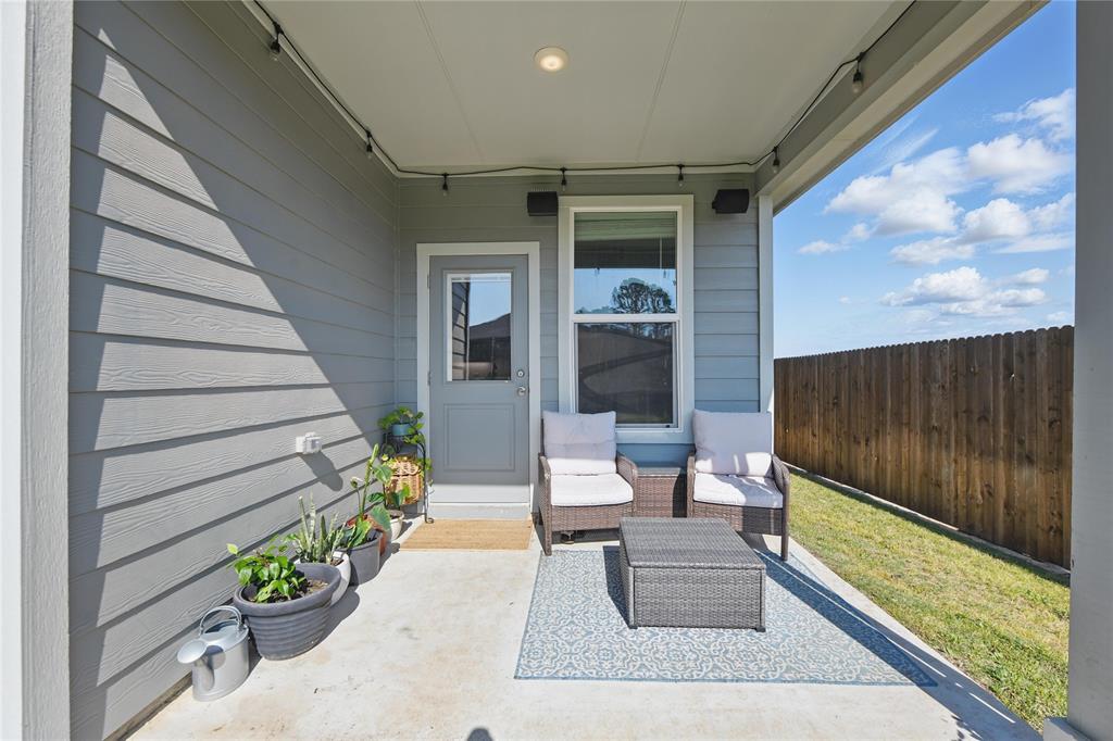 Denton, Texas 76205, United States, 4 Bedrooms Bedrooms, ,2 BathroomsBathrooms,Residential,Active,130794