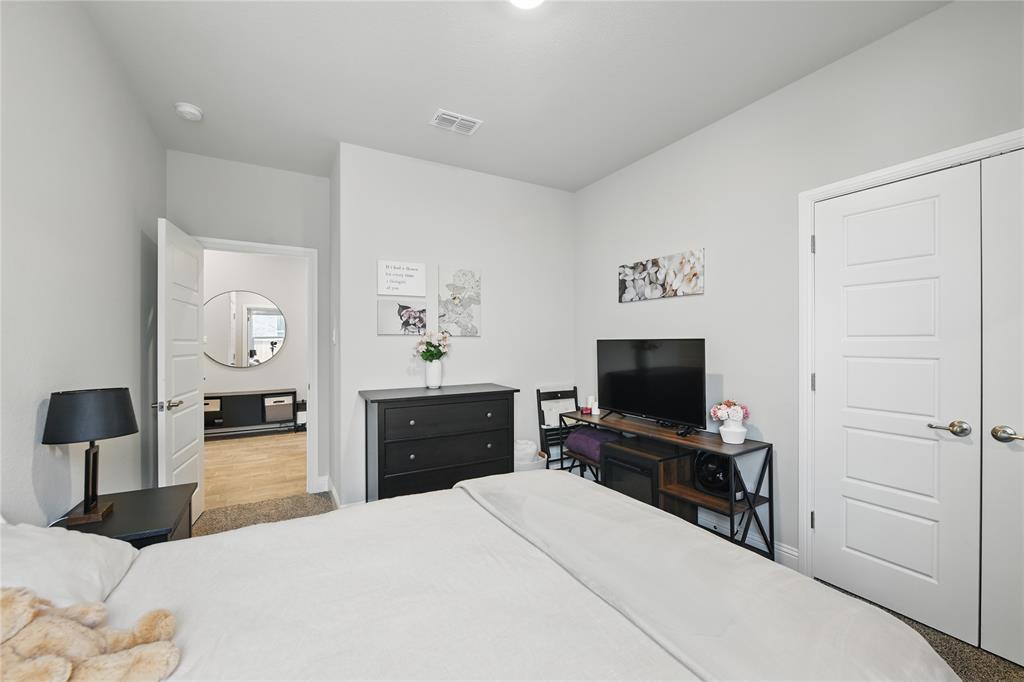 Denton, Texas 76205, United States, 4 Bedrooms Bedrooms, ,2 BathroomsBathrooms,Residential,Active,130794