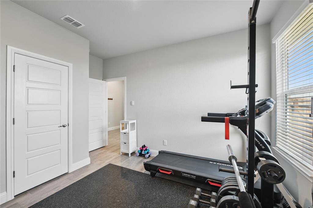 Denton, Texas 76205, United States, 4 Bedrooms Bedrooms, ,2 BathroomsBathrooms,Residential,Active,130794