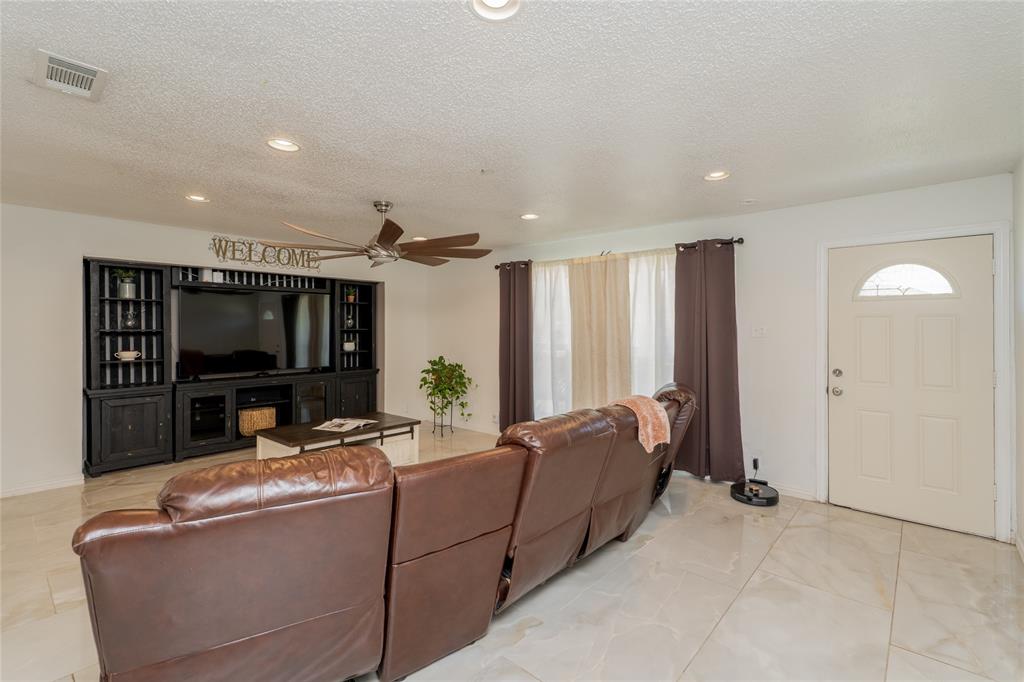 4133 Sherwood Drive