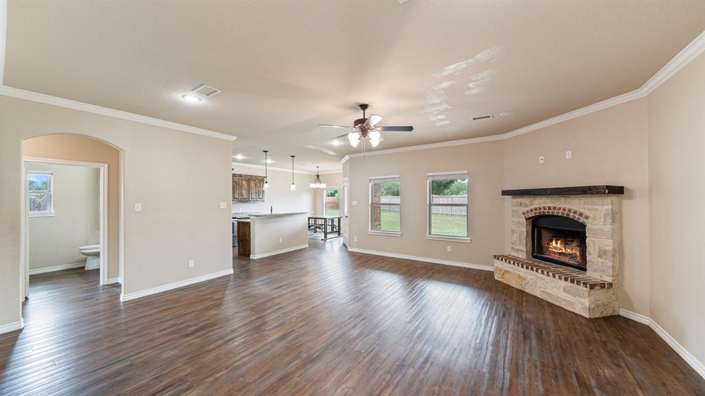 1401 Ridgebriar Drive