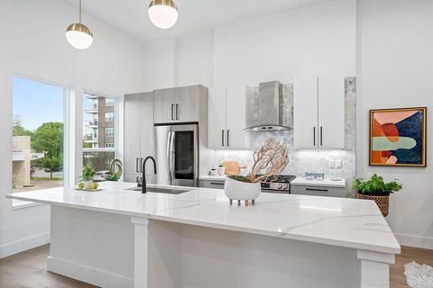 Photo of 4208 Live Oak Street #201, Dallas, TX 75204 (MLS # 21211395)