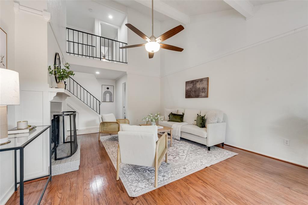 7492 E Northwest Highway 143