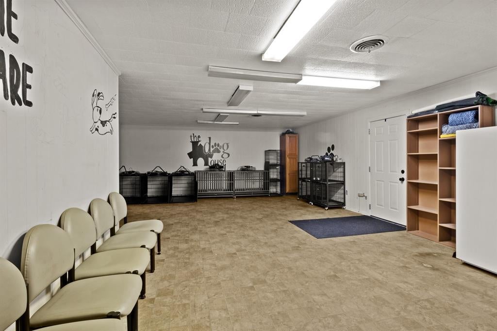 195 County Road 2100 11