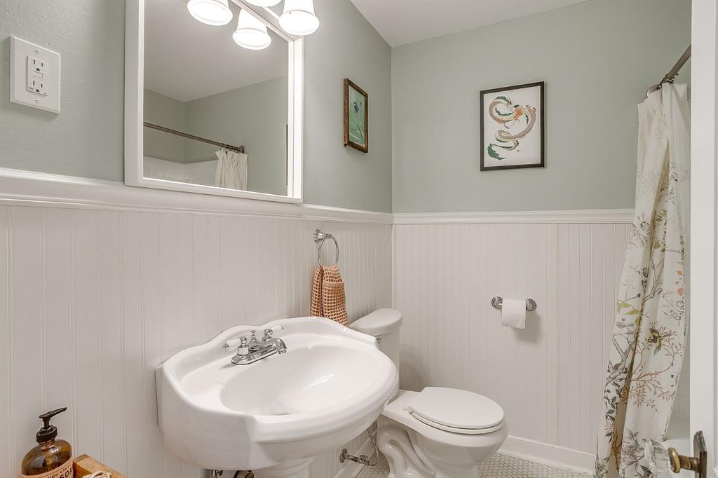 Chamberlain Arlington Heights 4th - Residential