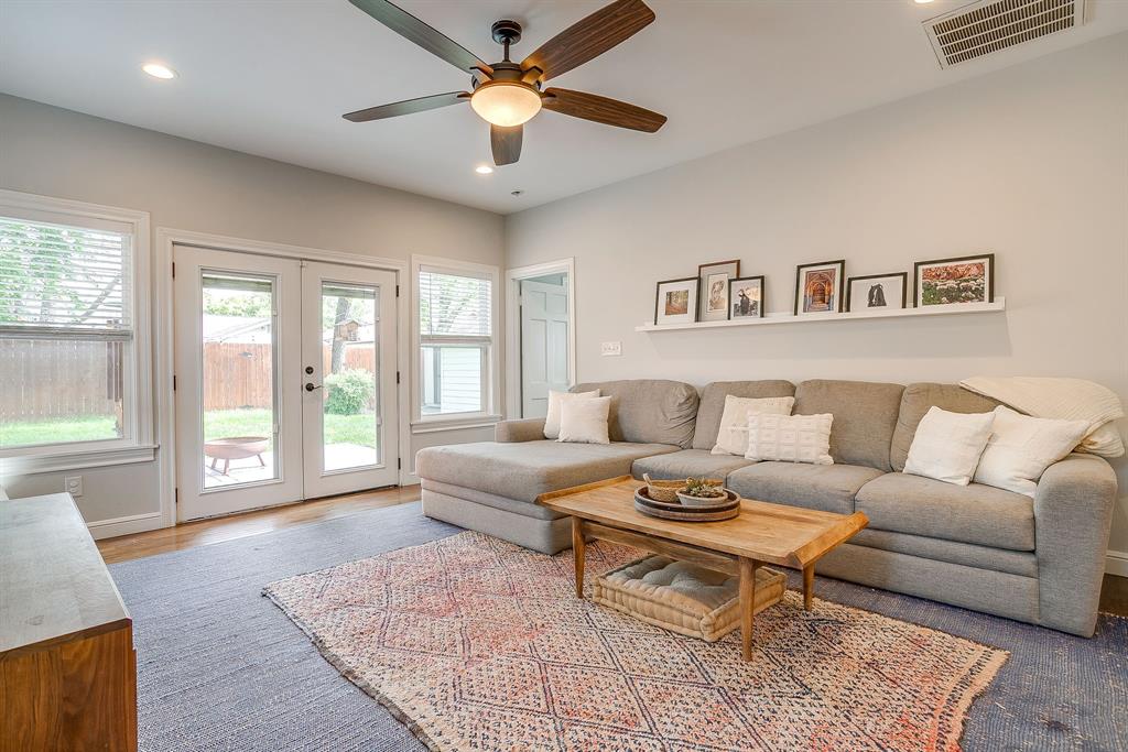 Chamberlain Arlington Heights 4th - Residential