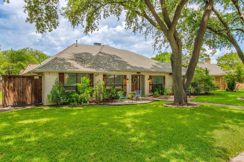 2703 W Prairie Creek Drive