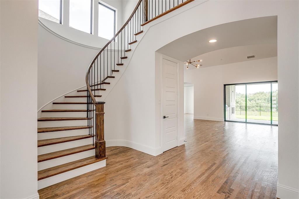 13229 Meadow Cross
