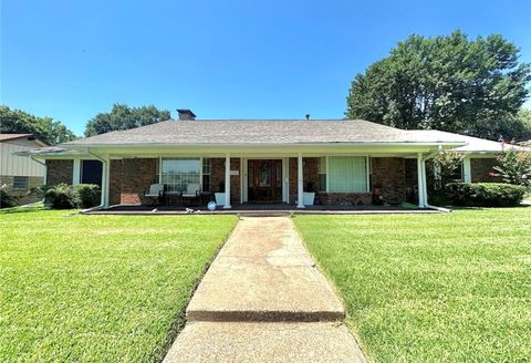 A home in Sherman