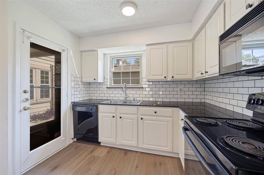 PRESTONWOOD GREEN CONDOS - Residential