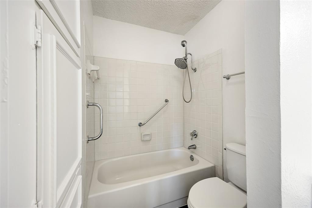 PRESTONWOOD GREEN CONDOS - Residential