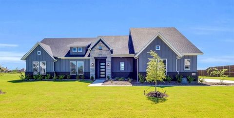 Photo of 1651 Blackfoot Parkway, Waxahachie, TX 75165 (MLS # 21165118)