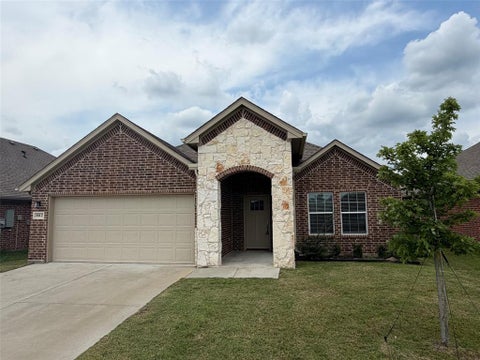 Photo of 802 Ransom Lane, Greenville, TX 75402 (MLS # 21285477)