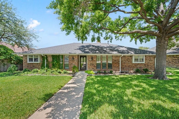 1305 TIERRA CALLE, CARROLLTON, TX 75006 - Image e53d90b0c0ea6aff49282932ca14ce29/597835836