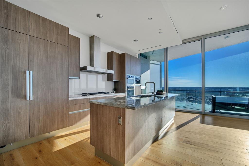 Bleu Ciel Condo - Residential