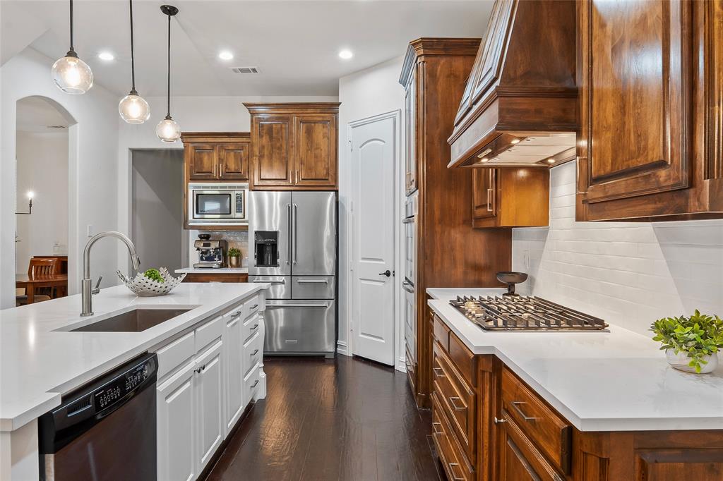 2542 Morgan Lane