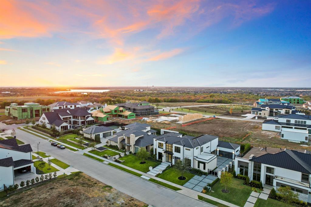 The Hills of Kingswood - Residential
