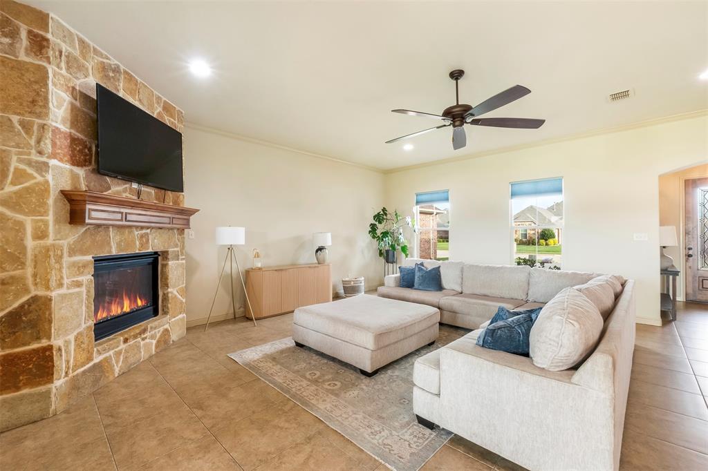 311 Paddle Boat Drive