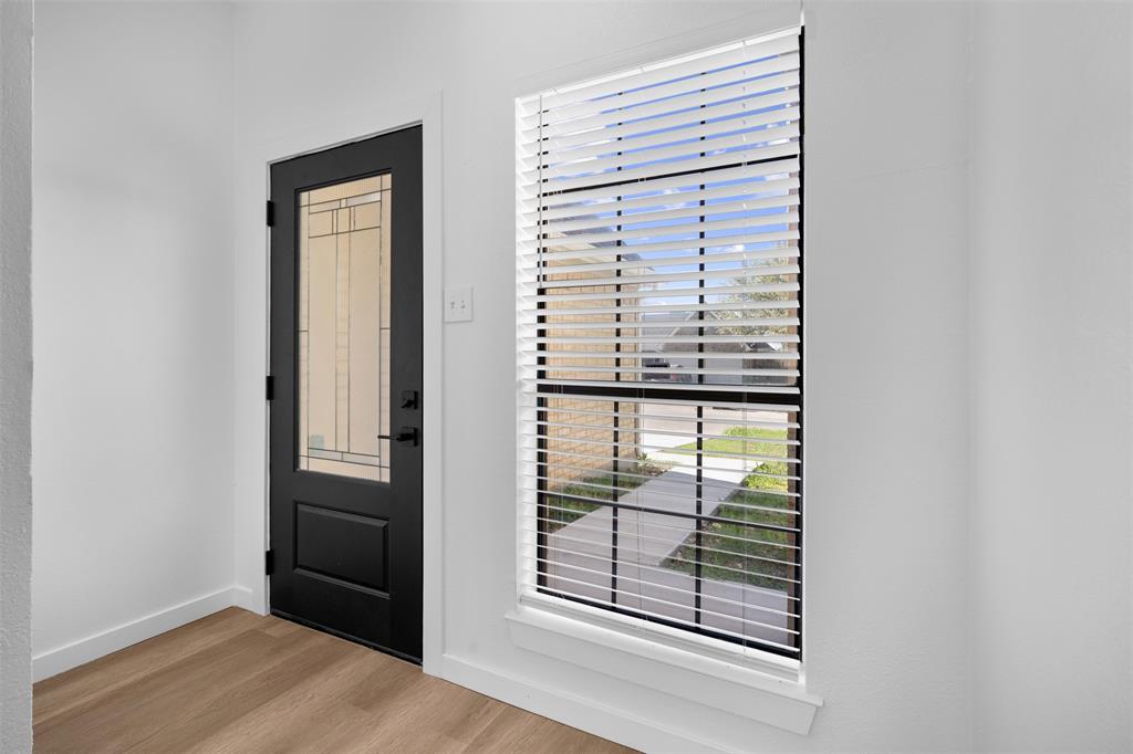 6111 Maple Leaf Drive