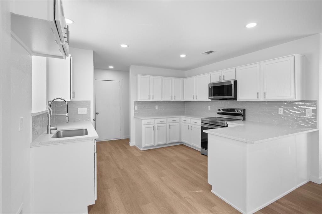 Green Leaf Add - Residential