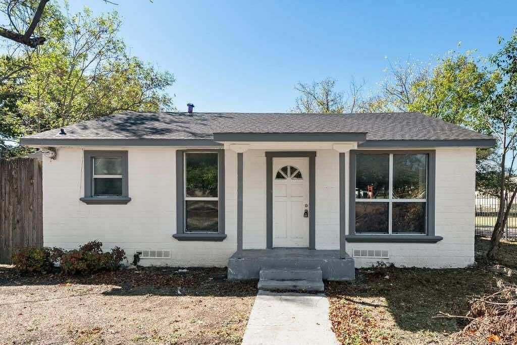 Photo of 1802 Gus Thomasson Road, Dallas, TX 75228 (MLS # 21215362)