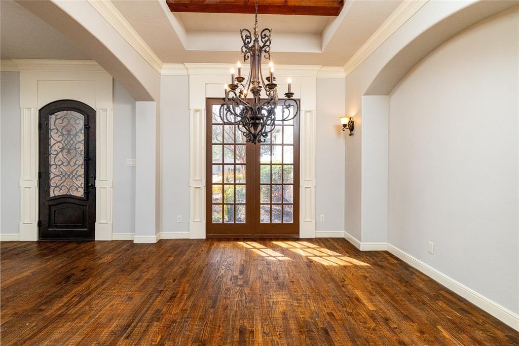 100 Mesquite Meadow Lane
