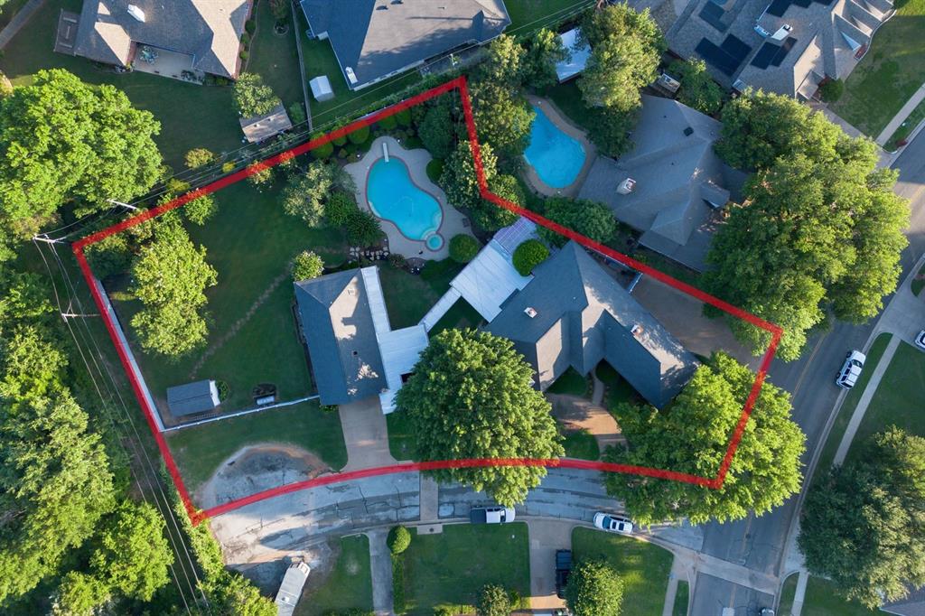 2610 Pinevalley Drive