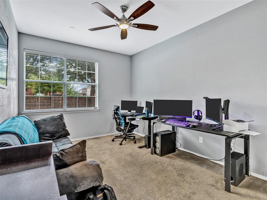 Pasquinellis Village On The Green - Residential