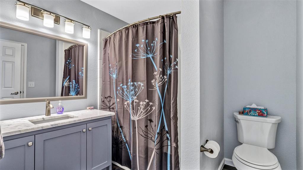 Pasquinellis Village On The Green - Residential