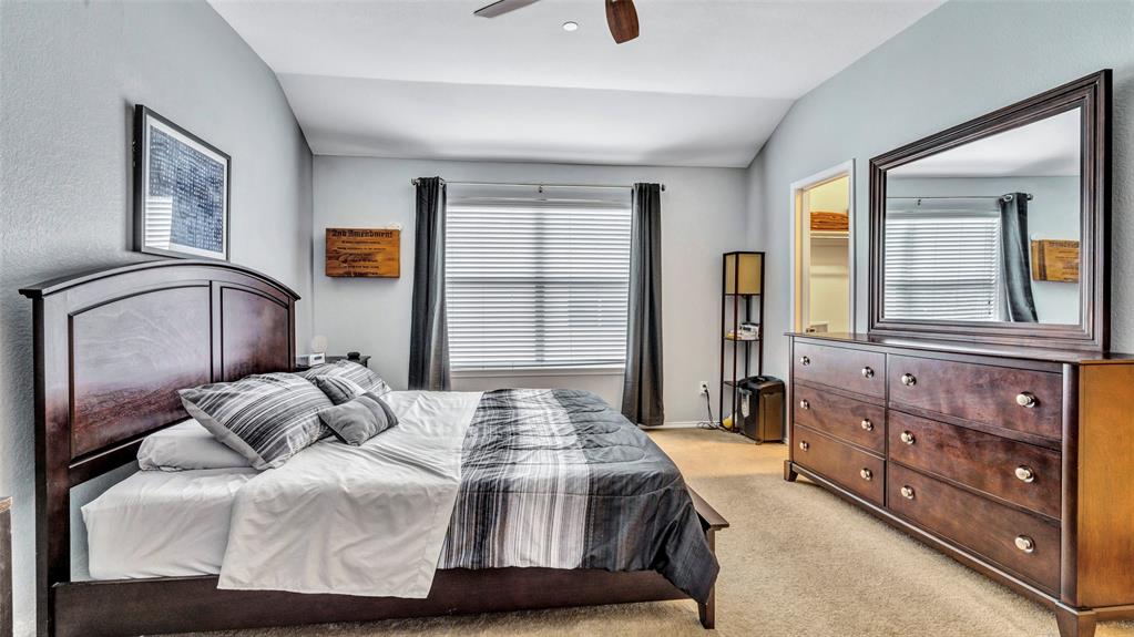 Pasquinellis Village On The Green - Residential