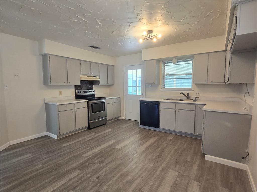 3808 Indian Wells Drive