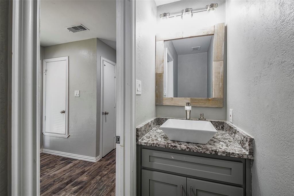 Fort Worth, Texas 76112, United States, 4 Bedrooms Bedrooms, ,3 BathroomsBathrooms,Residential,Active,36049