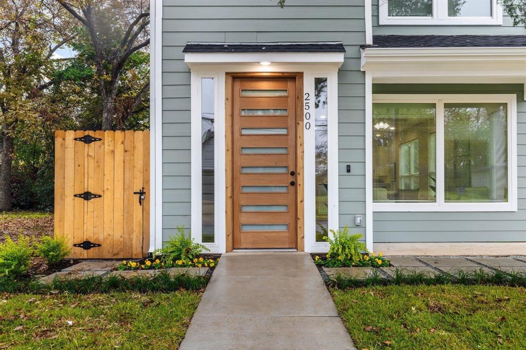 2500 Lowery Street