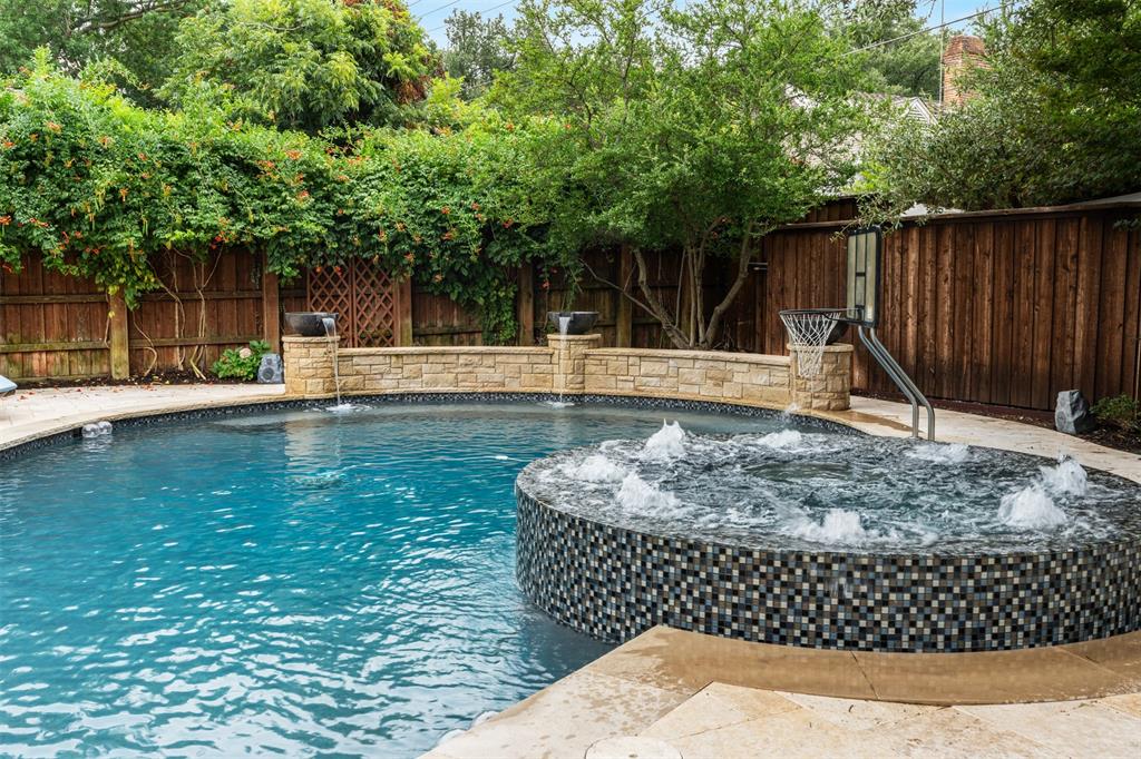 Forestcrest Estates - Residential