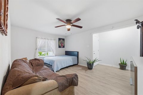 315 Rea Avenue Lancaster TX 75146