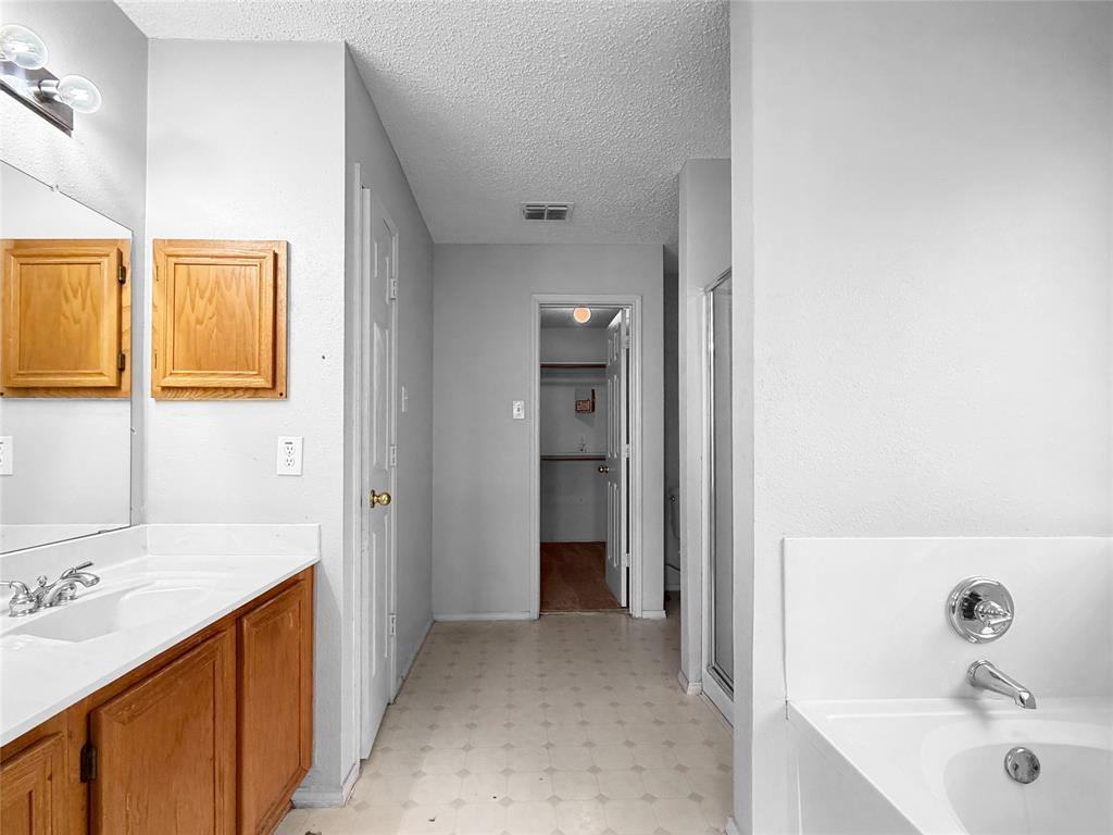 Waterford Oaks Ph 03 - Residential Lease