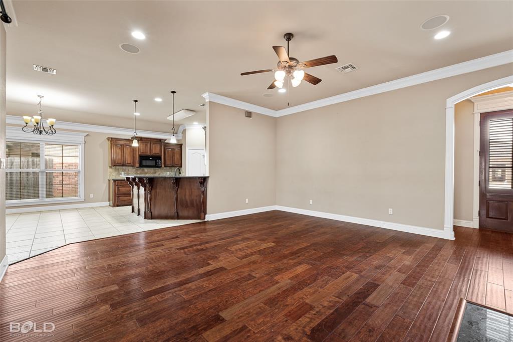 St Charles Court Un 02 - Residential Lease