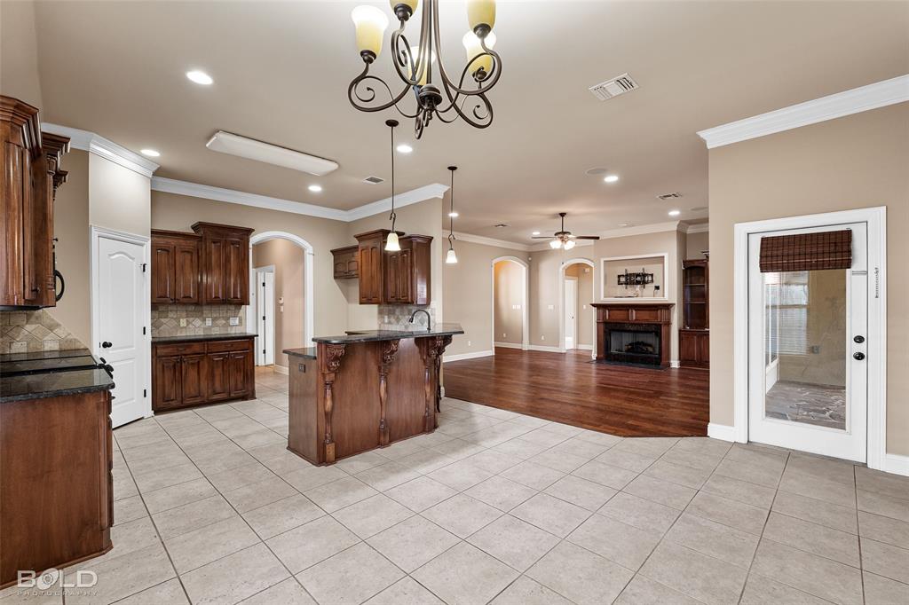 St Charles Court Un 02 - Residential Lease