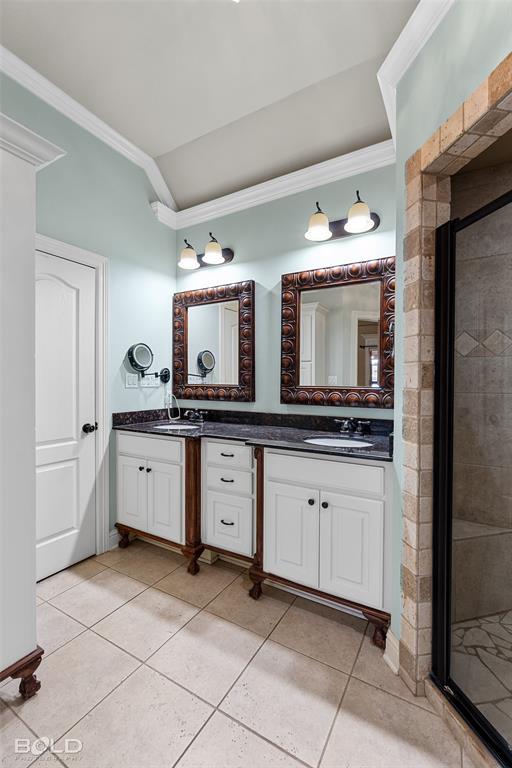 St Charles Court Un 02 - Residential Lease