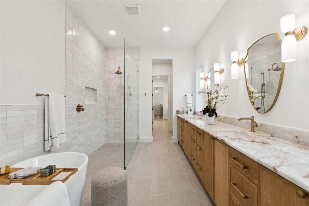 ROSS AVE ANNEX - Residential