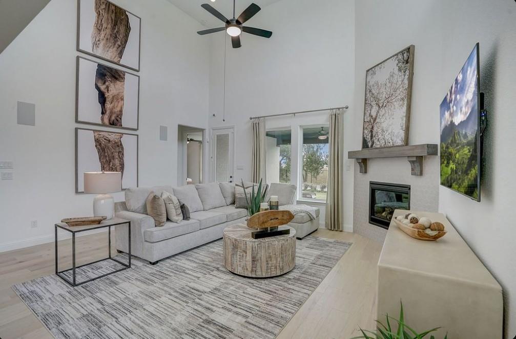 4208 Cleburne Lane