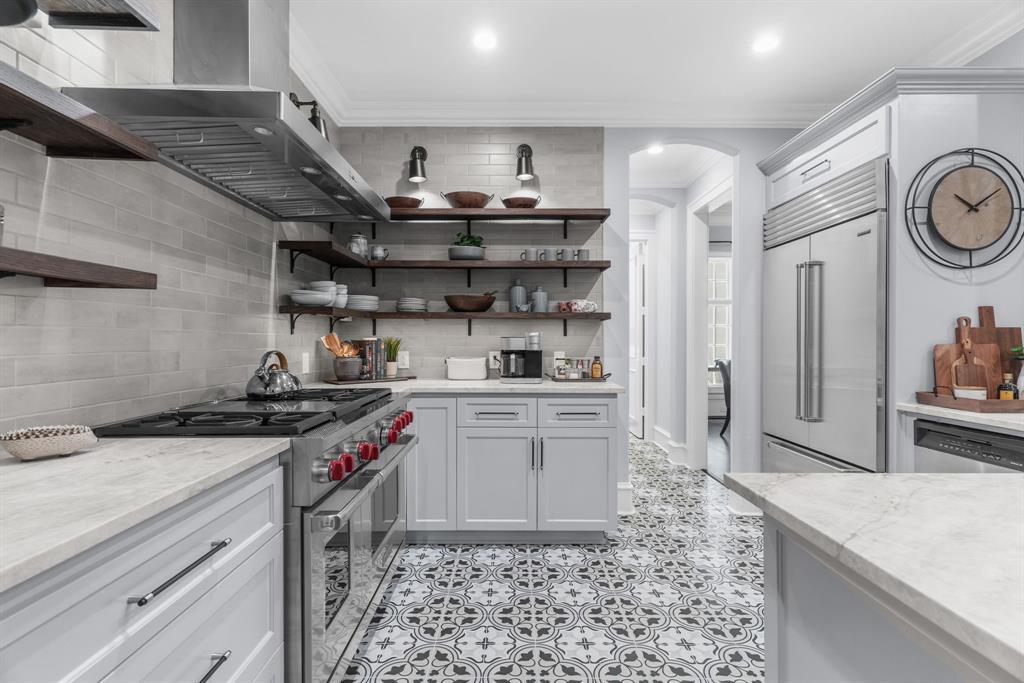 Lexington State Thomas - Residential