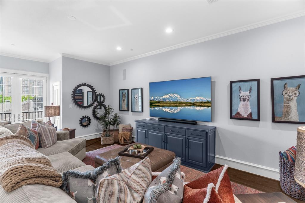 Lexington State Thomas - Residential